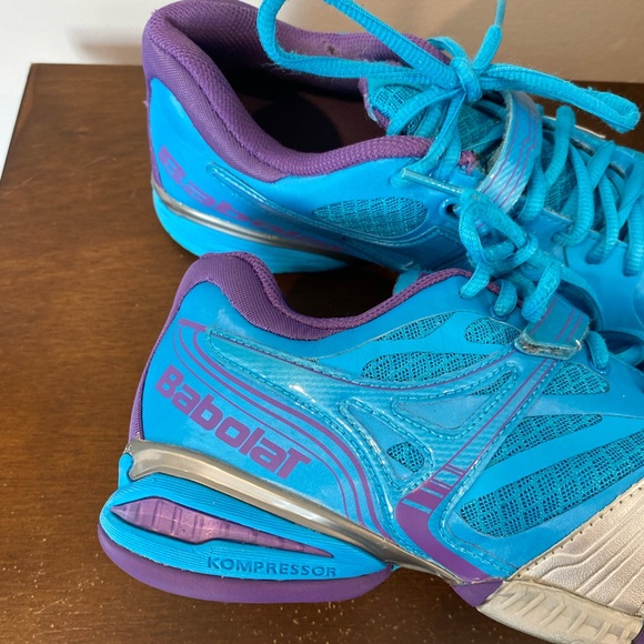 BABOLAT SHOES KOMPRESSION AND NON MARKING SOLES - Picture 4 of 5